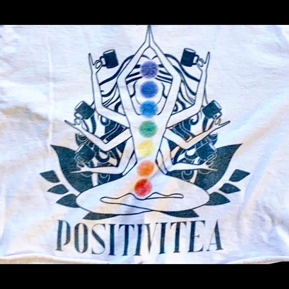 LAST PositiviTEE 👑 - Picture 5 of 13